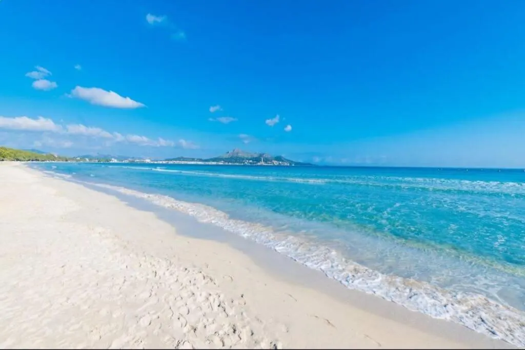 Apartment Francesca Beach With Pool In Playa De Alcudia אלקודיה